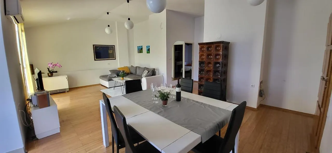 Apartment Petra Pekica Pula